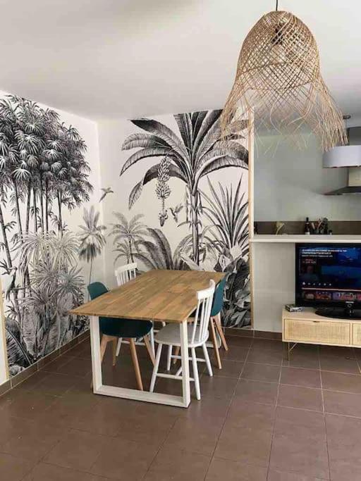 Tres Bel Appartement Contemporain Et Calme Fréjus Εξωτερικό φωτογραφία